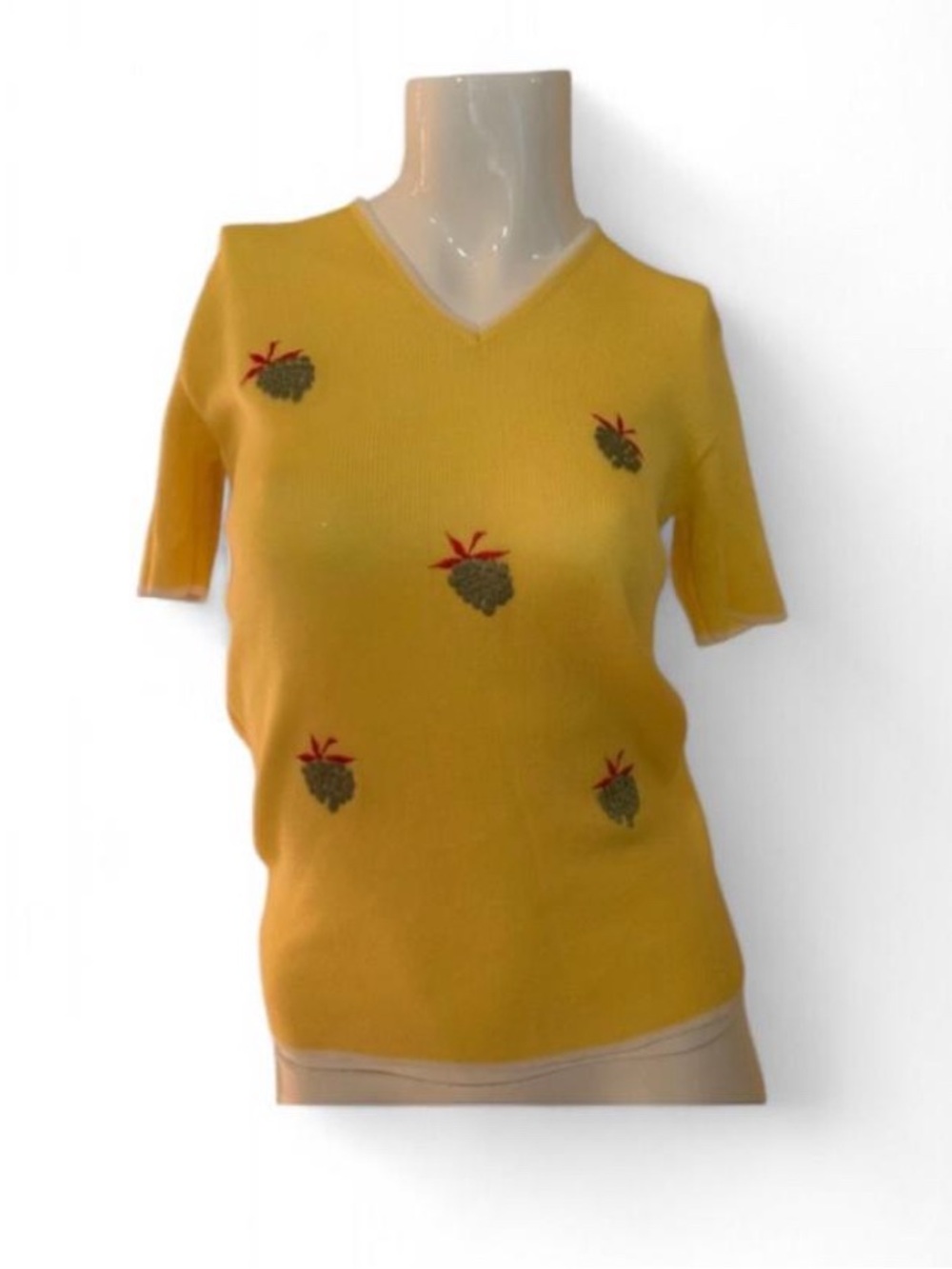 Vintage Joyce Sportswear Yellow Knit Top Embroidered Fruit V-Neck Short Sleeve